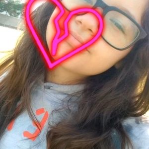 Meet your Posher, Daniela